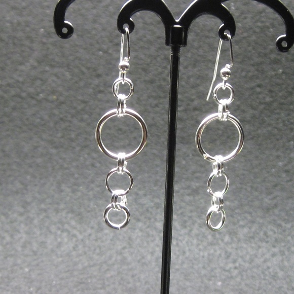 3/$20 | Silver circle earrings - Picture 5 of 6